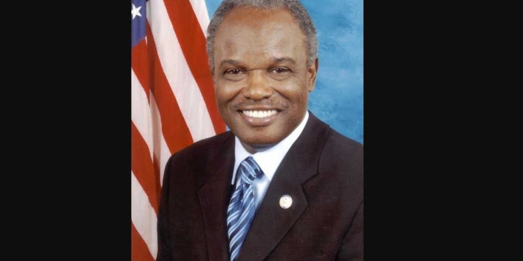 Democratic congressman passes away amidst worries about his age