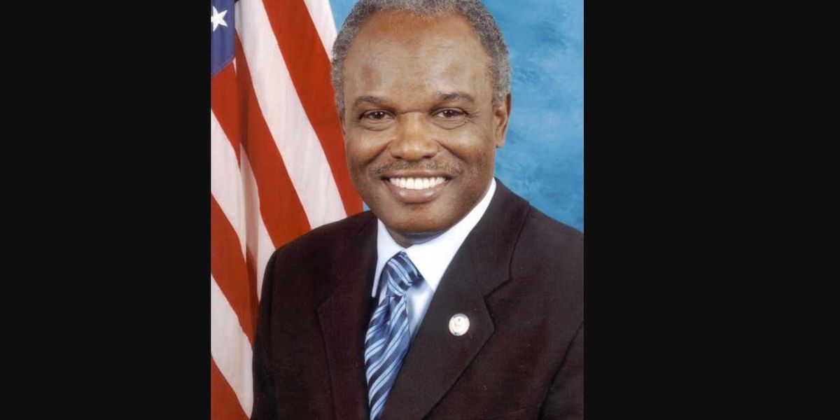 Democratic congressman passes away amidst worries about his age