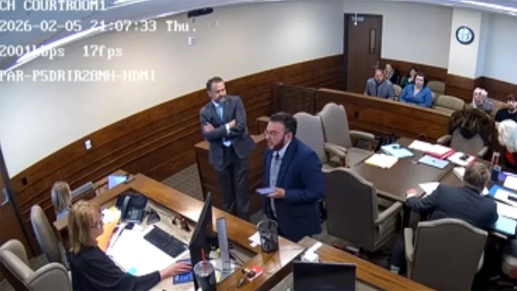 "Dial 911": Lawyer faces jail for contempt following courtroom outburst