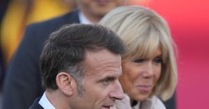 Emmanuel Macron Rejects Military Reopening of Hormuz