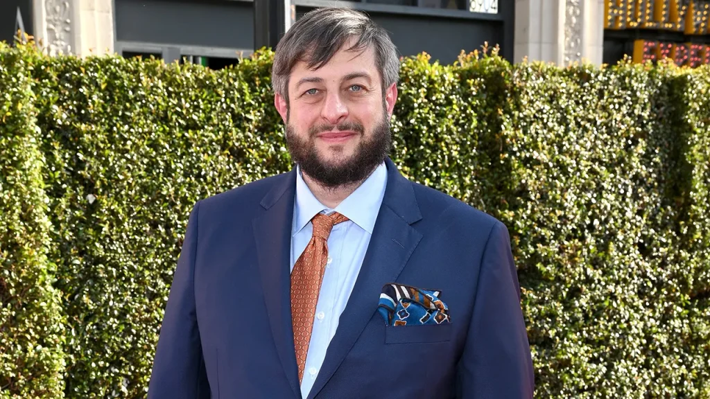 Eugene Mirman rescued from car fire at NH toll plaza, taken to hospital