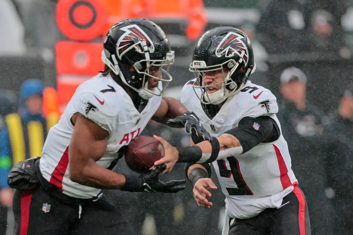 Falcons utilize fifth-year option for standout Bijan Robinson