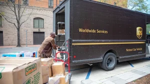 FedEx and UPS will give back tariff refunds following Supreme Court decision