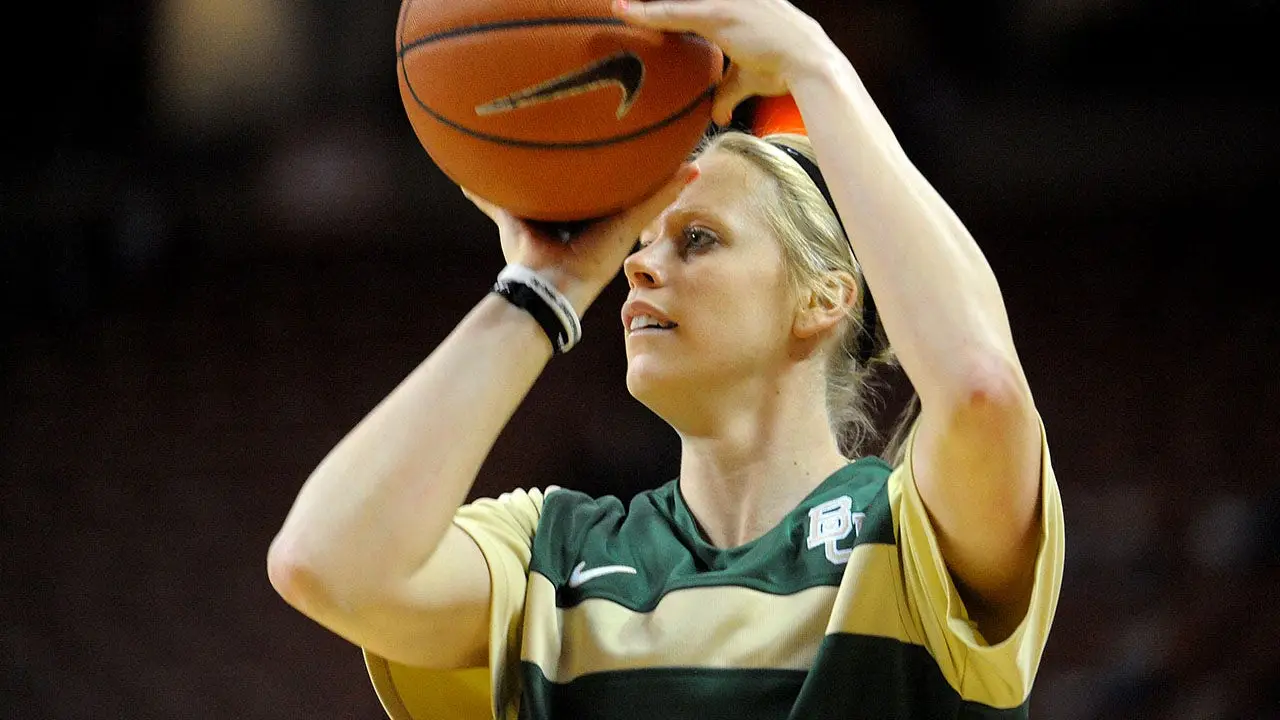 Former Baylor standout Melissa Jones, whose jersey was retired, passes away at 36