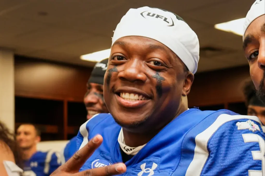 Former NFL player Chris Payton-Jones welcomed a daughter weeks before deadly car accident.