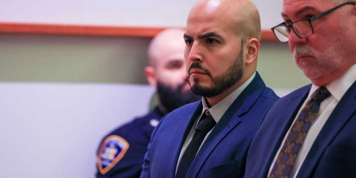 Former NYPD officer given prison time after fatally stopping a fleeing suspect gets encouraging update from GOP candidate