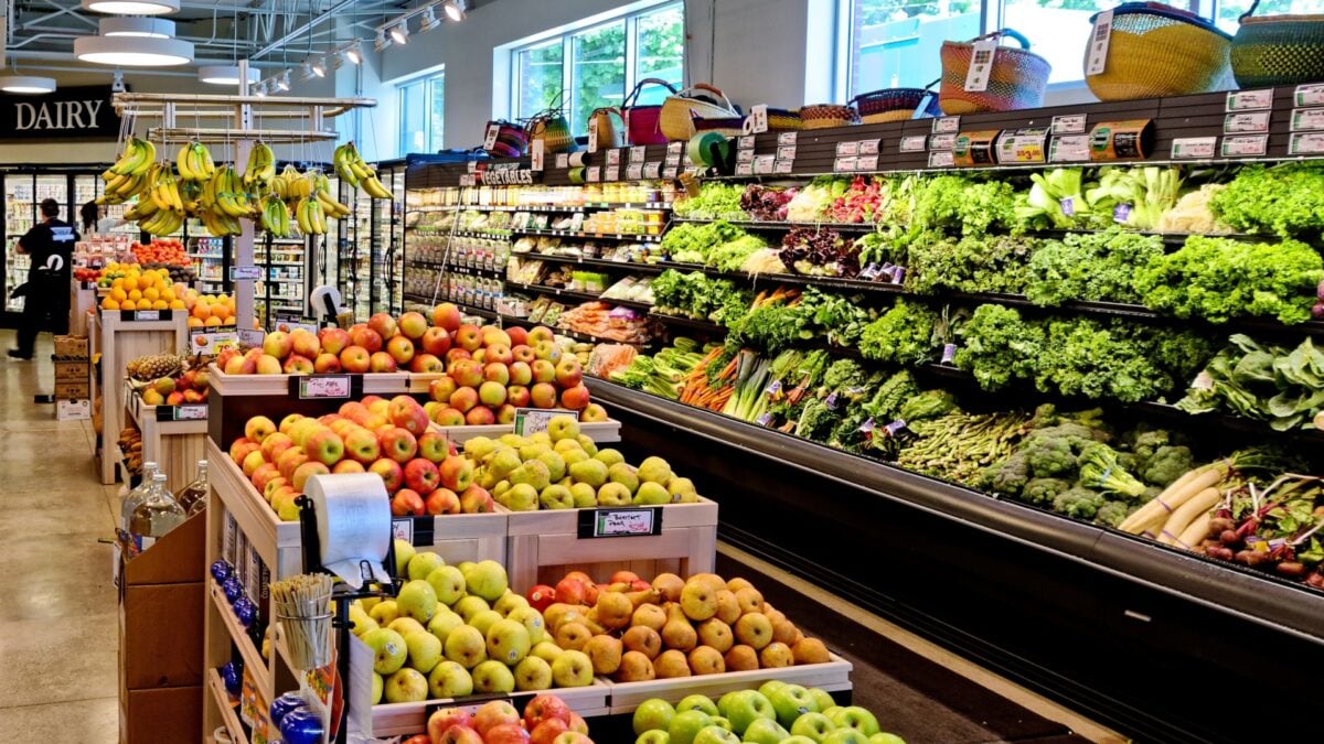 Fruits and Vegetables Could Be Associated with Lung Cancer Risk in Non-Smokers. Cool, Cool, Cool