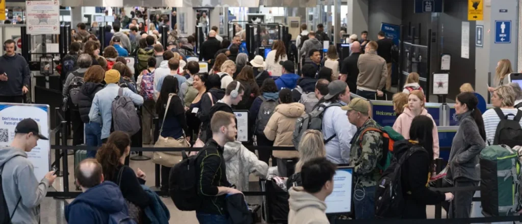 Government Officials Intervene to Reduce Flights at Airport Facing Increasing Delays