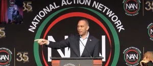 Hakeem Jeffries Explains to Activist Audience That DEI Is Clearly Stated in the Constitution