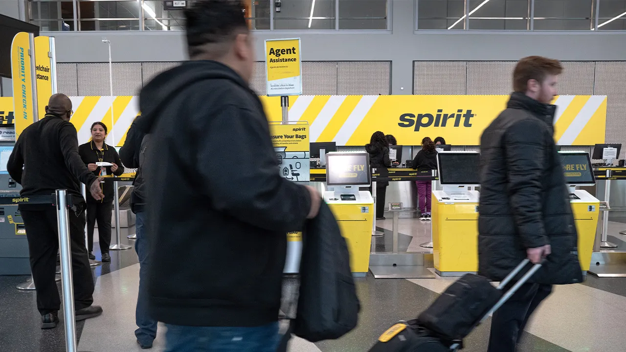 Increasing fuel expenses jeopardize Spirit Airlines' plan to exit bankruptcy.