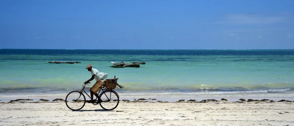 Influencer Passes Away While Vacationing in a Beautiful Location with Fiancé. Family Claims They’ve Been Excluded from Information