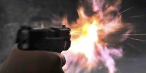 Intruder enters Florida residence, refuses to leave, and threatens the homeowner while approaching him. The homeowner, however, is also armed.