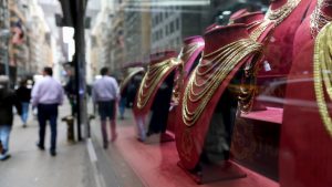 Investors are re-evaluating gold's position in investments, according to Morgan Stanley, but another metal is expected to do better.