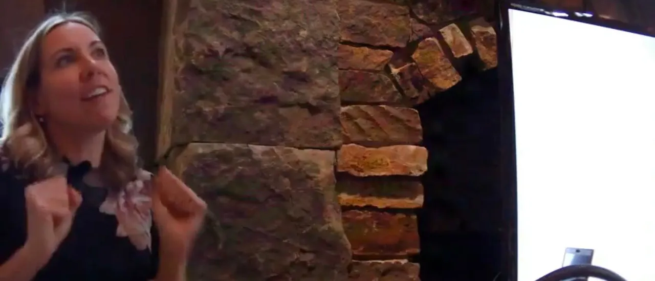 Iowa Democratic Candidate Acknowledges Changing Image for Funding