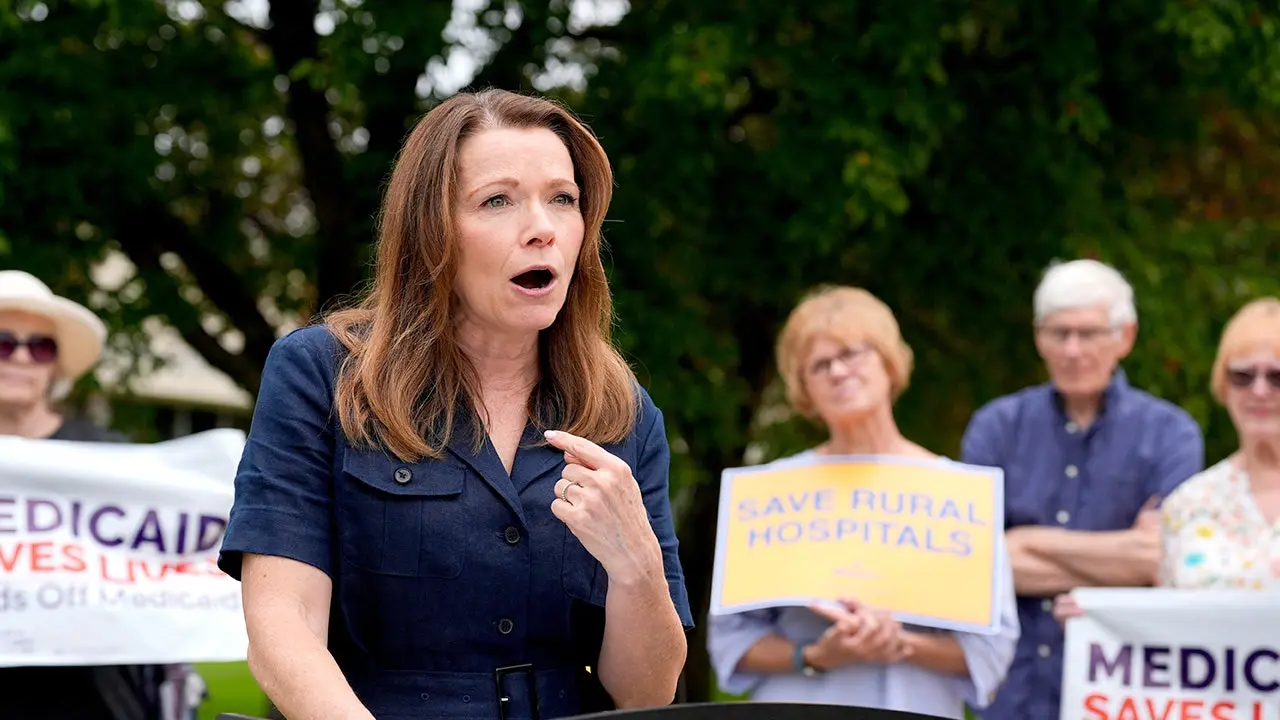 Iowa congressional candidate claims the state is regressing without DEI.