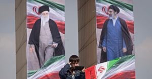 Iran Calls on Youth to Form Human Chains at Facilities and Bridges as Trump's Deadline Approaches