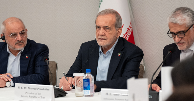 Iran Claims It Is Impossible to Open the Strait of Hormuz and Refuses to Engage in Talks