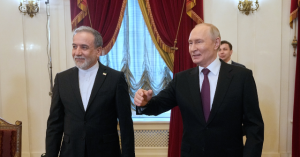 Iran Dispatches Foreign Minister to Russia Following Trump's Abandonment of In-Person Discussions