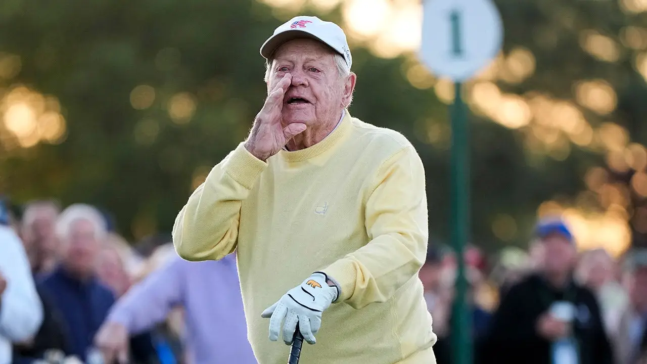 Jack Nicklaus almost strikes Masters spectators with wayward ceremonial tee shot