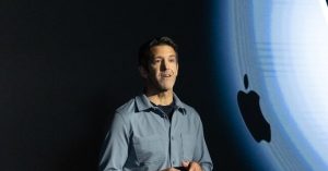 John Ternus, the New CEO of Apple, Confronts a Key Challenge in Bridging the AI Strategy Divide