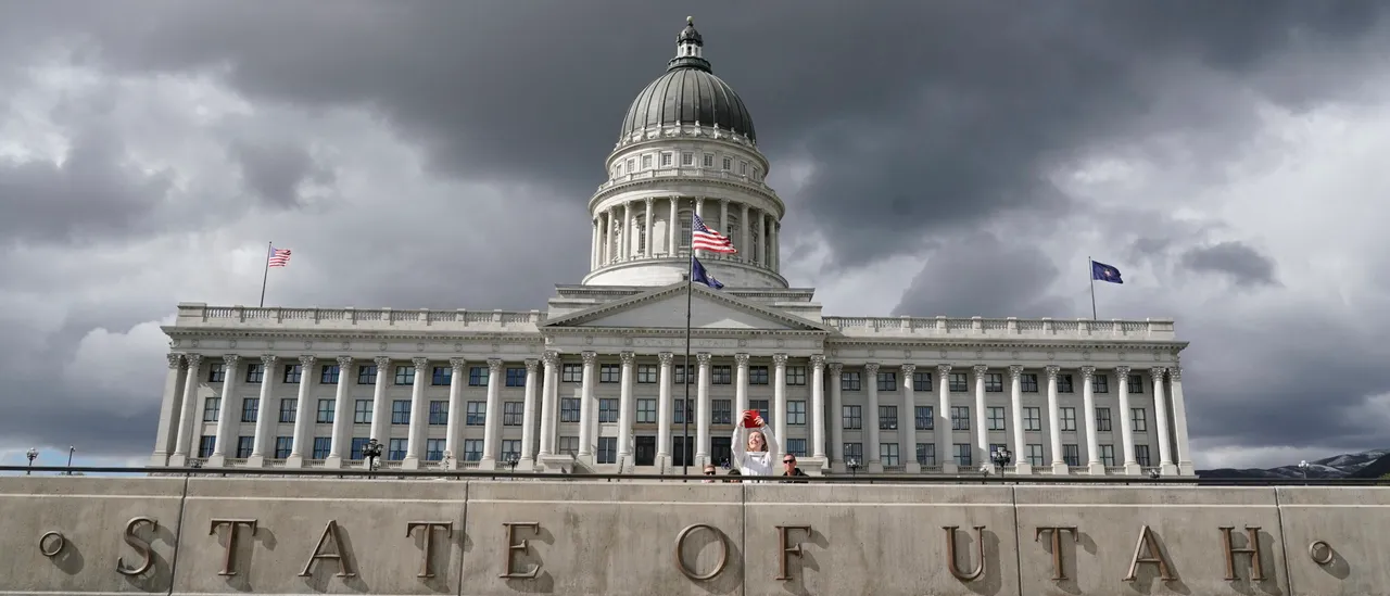 Judge In Key Gerrymandering Case Alleged To Have Relationship With Democrat Redistricting Lawyer