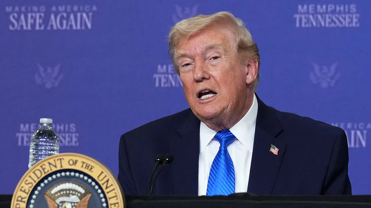 Judge instructs Trump to reinstate legal status for migrants who utilized the Biden-era application