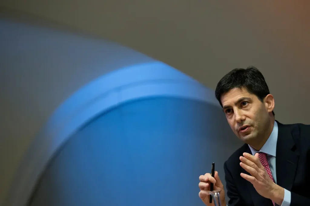 Kevin Warsh must be approved as Fed Chair to prevent an economic shutdown.