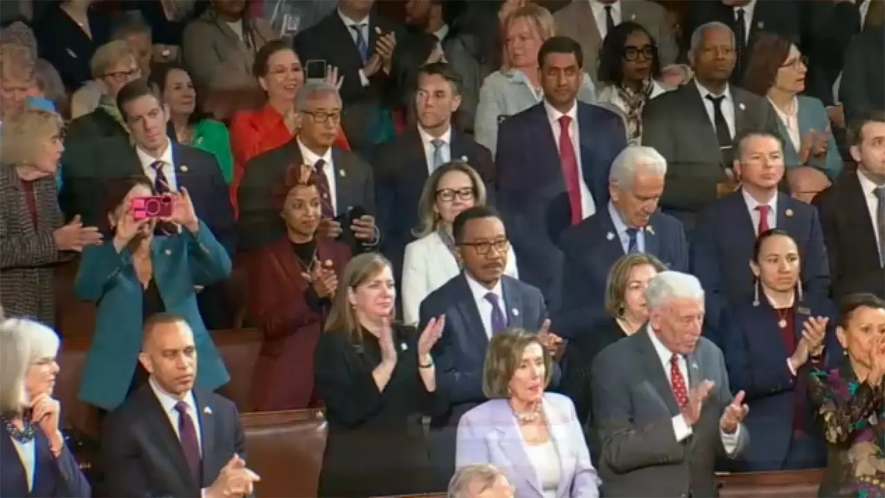 King Charles receives a standing ovation from Democrats who are chanting No Kings
