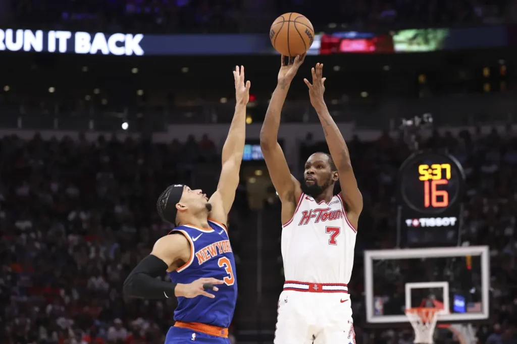 Knicks criticized by Rockets as difficulties against successful teams persist