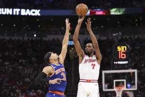 Knicks criticized by Rockets as difficulties against successful teams persist