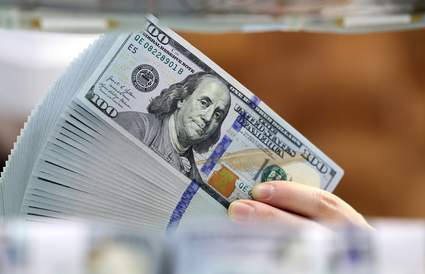 Korea falls out of the top 10 countries for foreign exchange reserves for the first time since 2000.