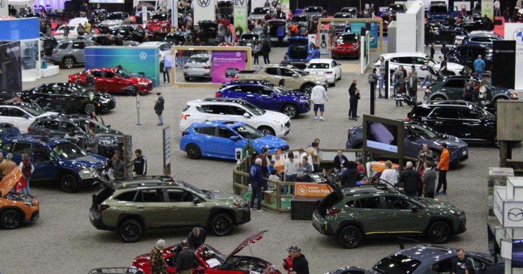 Larger tax refunds: Is it wise to use yours for purchasing a car?