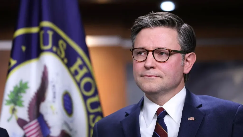 Lawmakers agree to temporary extension of Trump's surveillance authorities