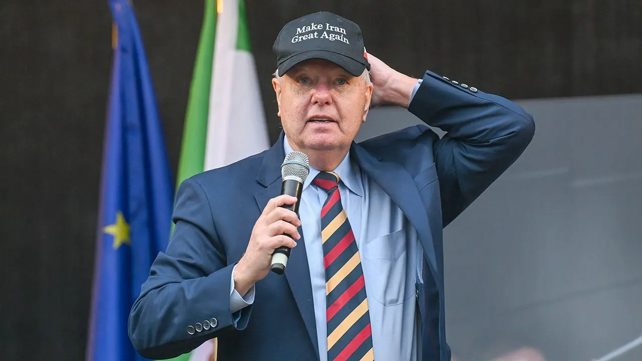 Lindsey Graham claims the US blockade of Iran might expand worldwide