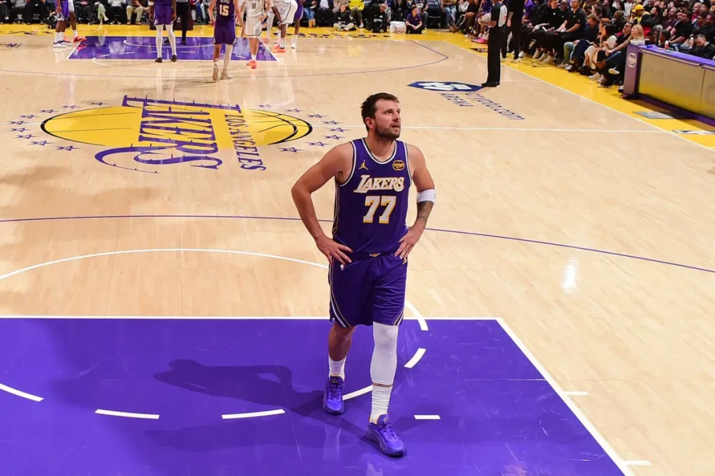 Luka Doncic from the Lakers is looking for medical care in Europe.