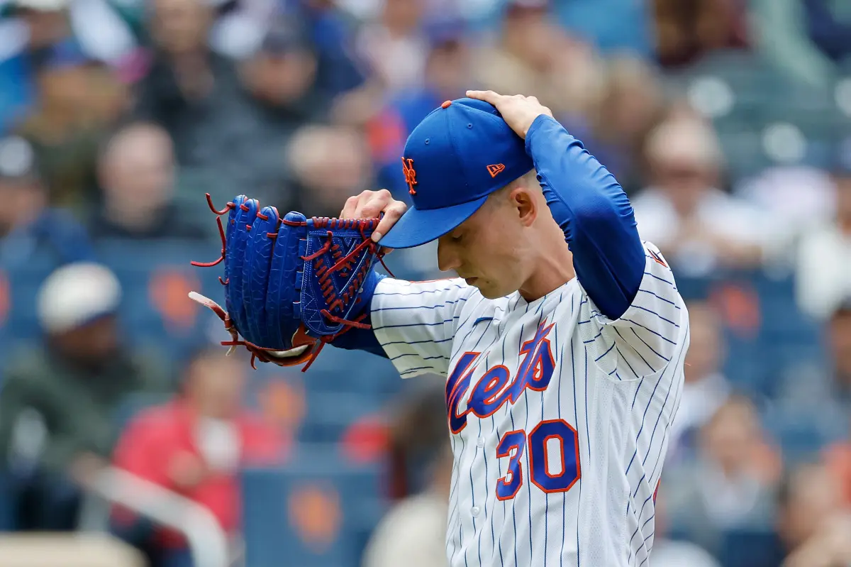 Luke Weaver attempts to support the Mets after their recent defeat
