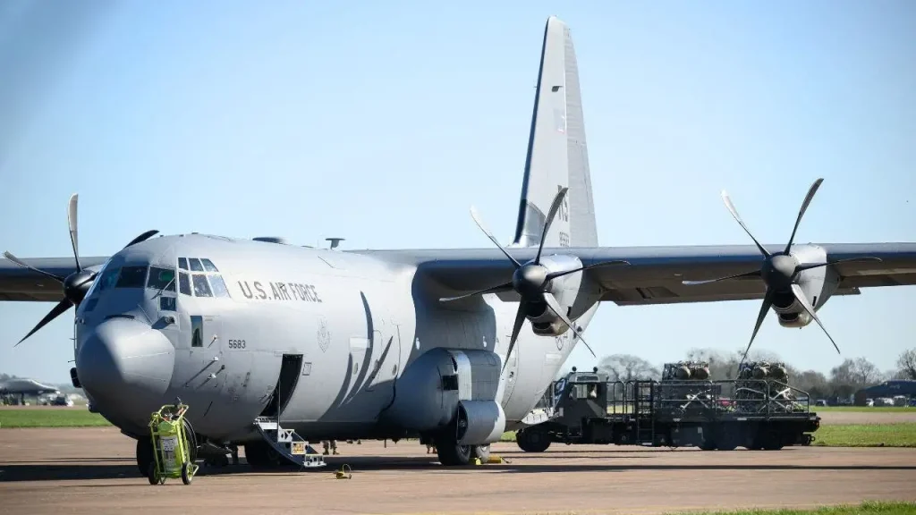 Man reportedly assaults US military aircraft with hatchet at Shannon Airport