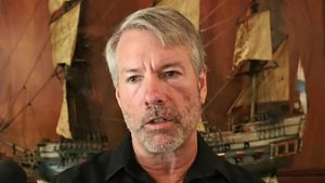 Michael Saylor claims the Bitcoin bear market has ended, but a market analyst disagrees and states Bitcoin is experiencing a pullback.