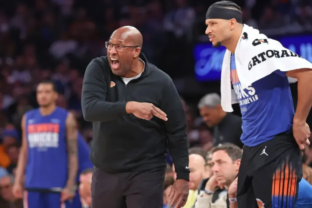 Mike Brown supports the Knicks' usual substitution choice, but it’s one he might have to reconsider.
