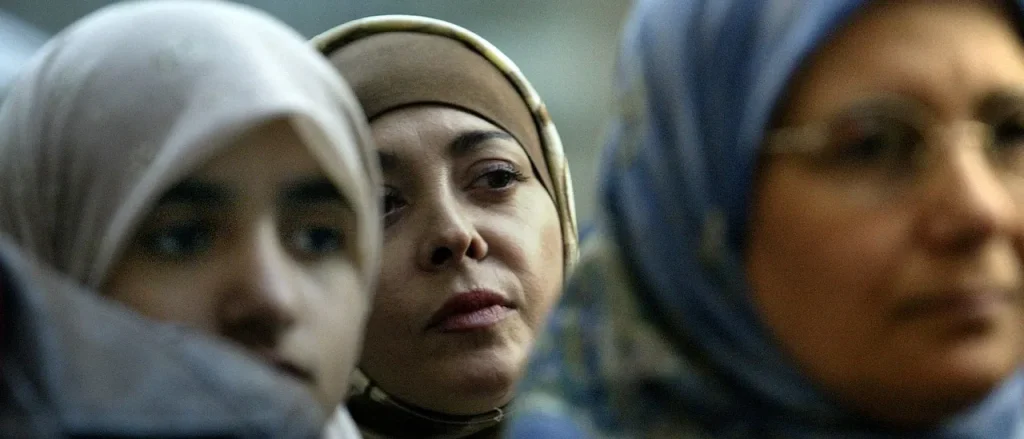 Muslim Makes Strong Argument Against Allowing Muslims in America