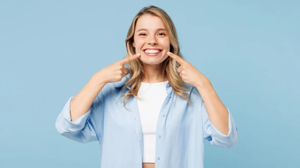 New toothpaste prevents gum disease while preserving healthy bacteria