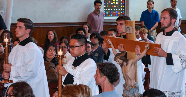 Numerous Catholic Dioceses in the U.S. Set to Welcome Unprecedented Numbers of New Converts This Easter