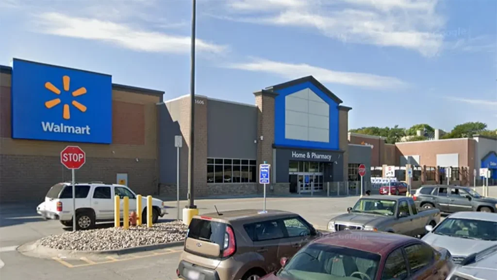 Omaha police shoot woman who attempted to abduct 3-year-old at Walmart