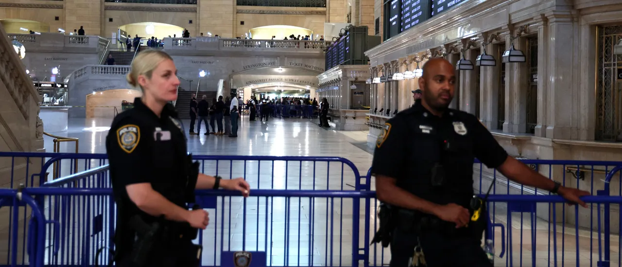 Police Shoot Man With Knife Following Violent Incident At Grand Central Station