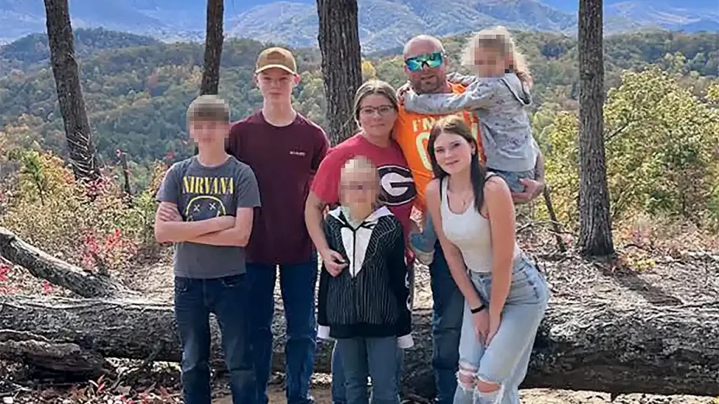 Prosecutors aim to imprison teenager accused in Carnival cruise ship murder case