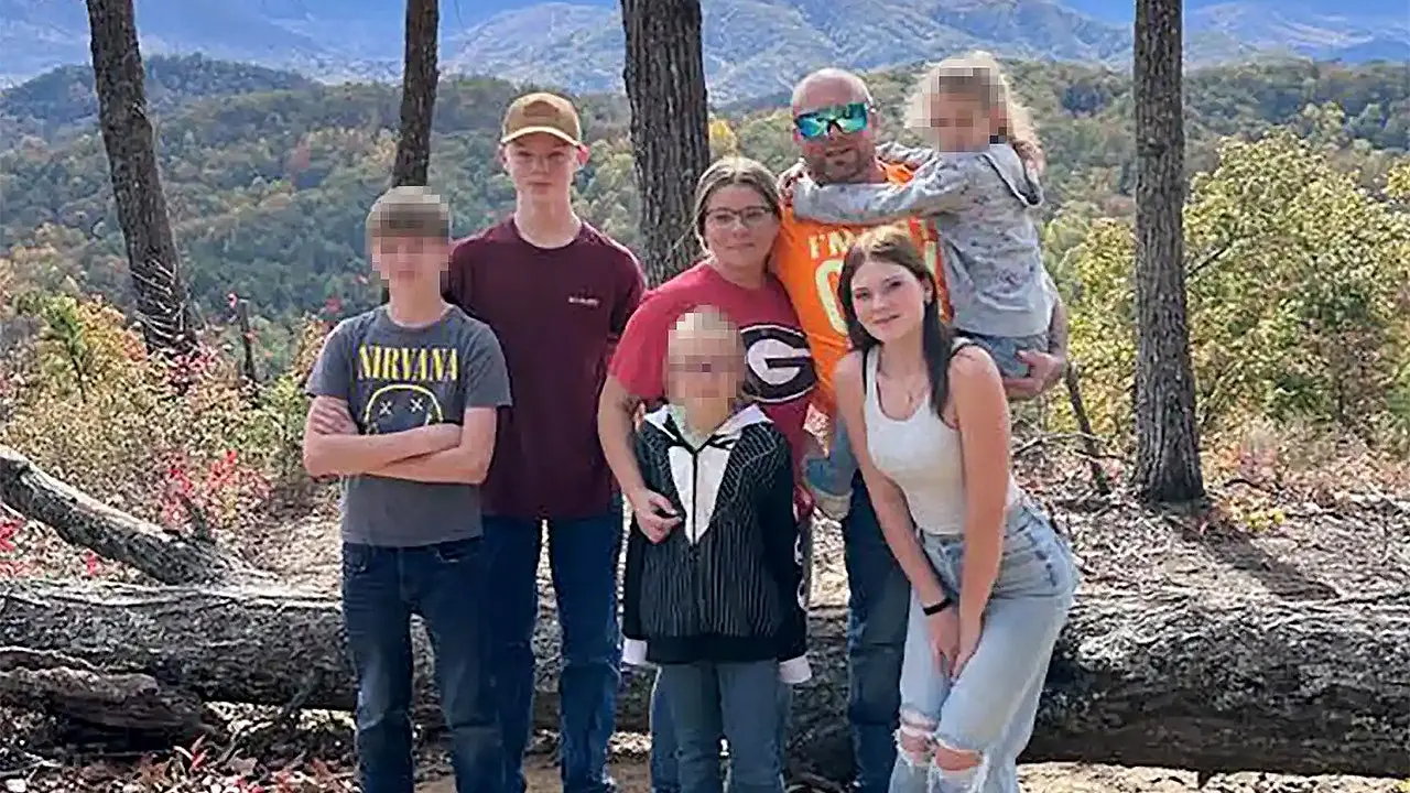 Prosecutors aim to imprison teenager accused in Carnival cruise ship murder case