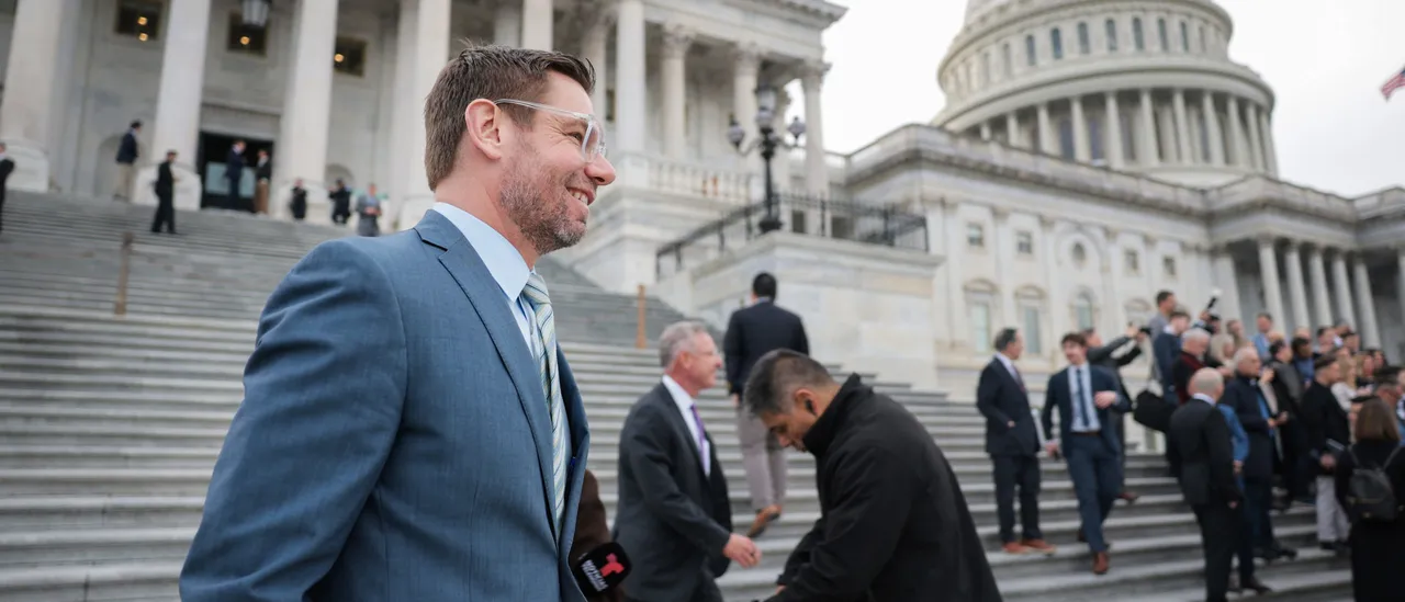 RON HART: The Democratic Party’s Promising Candidate Fails to Deliver