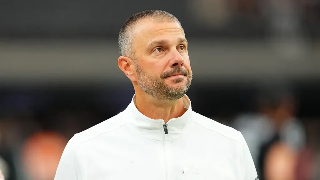 Raiders GM reveals teams are interested in trading for the first pick.