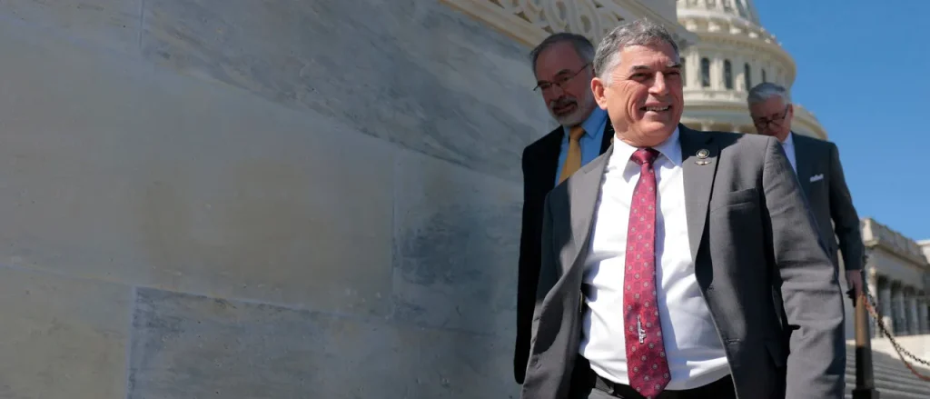 Republican Lawmaker Proposes Ending TPS Following 10 GOP Defections