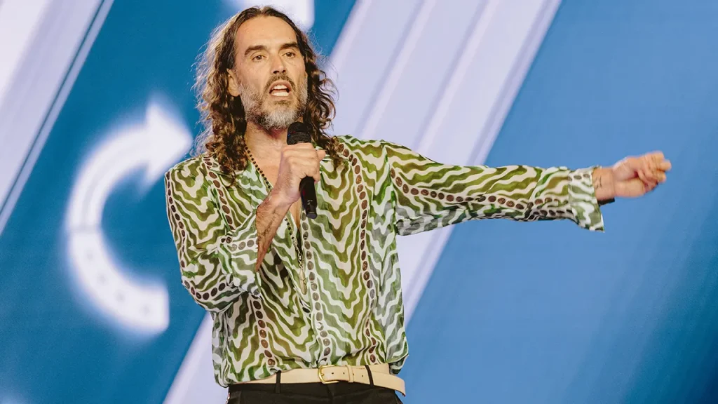 Russell Brand's uncomfortable Bible search on Piers Morgan's show becomes popular